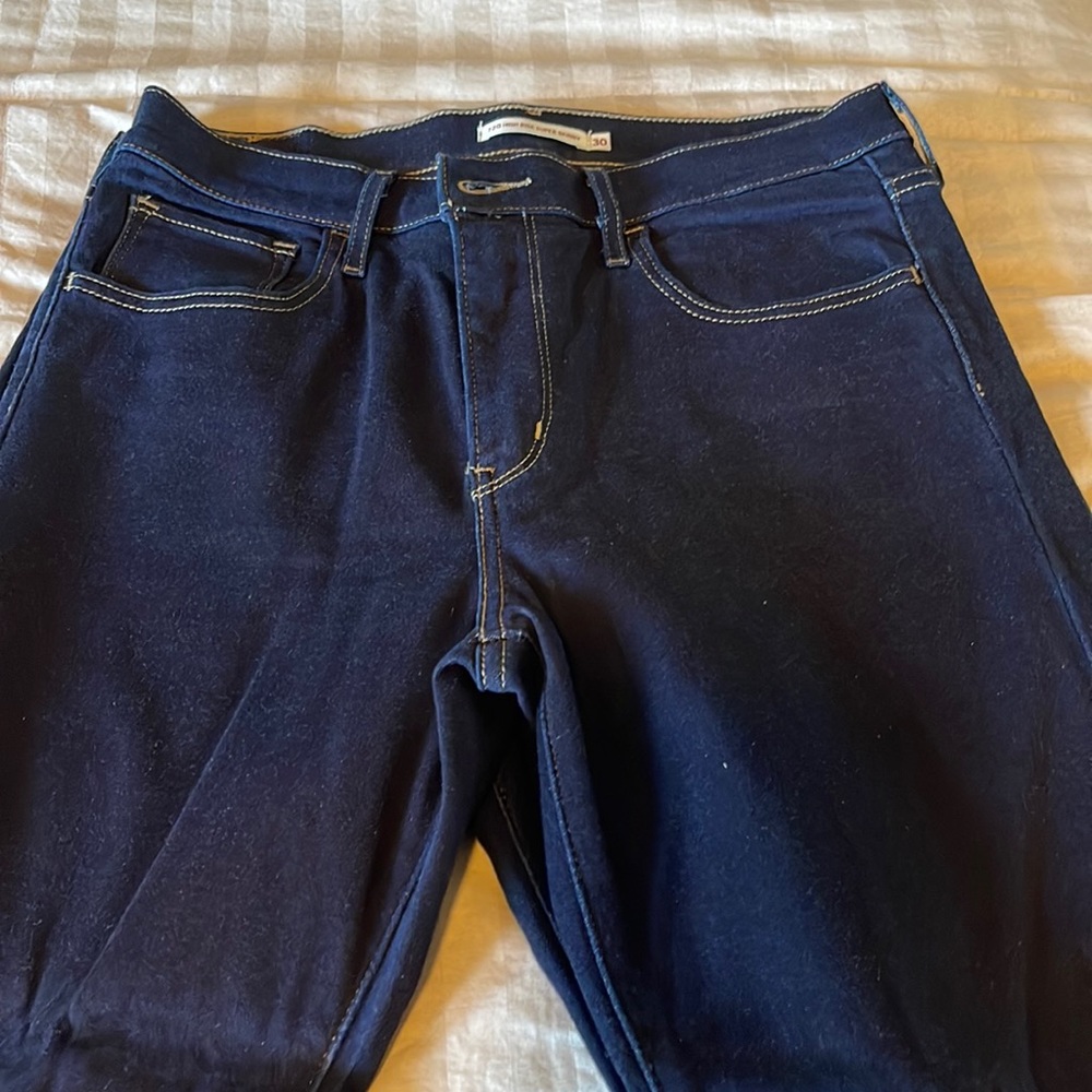 Levi skinny jeans